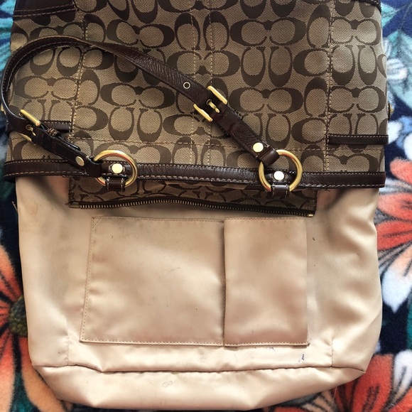 The Coach Signature Gallery Large No L0768-11658 - Picture 6 of 15